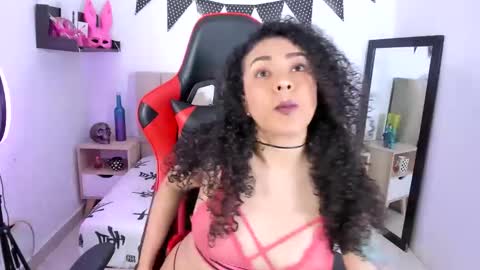 Zoe Gruber online show from 12, 12, 2024