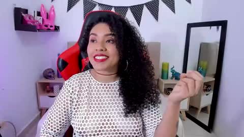 Zoe Gruber online show from 15, 12, 2024