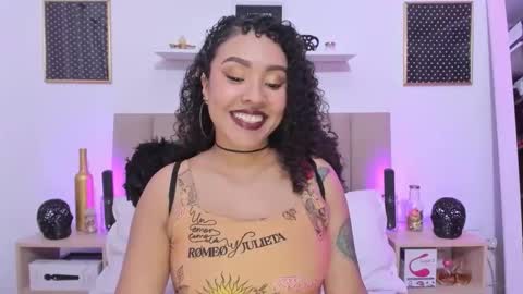 Zoe Gruber online show from 17, 10, 2025