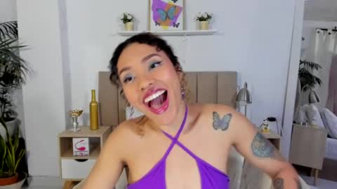 Zoe Gruber online show from 25, 7, 2026