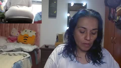 zoe hotxxx online show from 13, 7, 2026