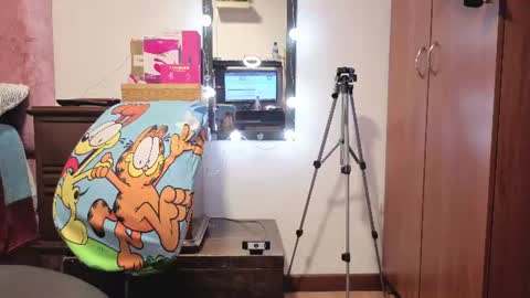 zoe hotxxx online show from 3, 8, 2026