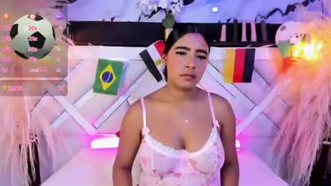 Snapshot of zoe_johnsonn1 chatting on 3, 7, 2026 Zoey online show from 3, 7, 2026