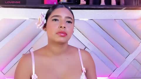 Snapshot of zoe_johnsonn1 chatting on 31, 7, 2026 Zoey online show from 31, 7, 2026