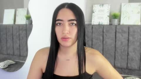 zoe_jones7 online show from 18, 1, 2026