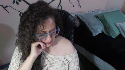 Snapshot of zoe_koller chatting on 19, 10, 2025 Zoe Koller online show from 19, 10, 2025