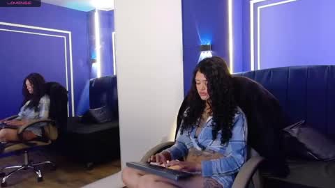 Snapshot of zoe_lara_34 chatting on 23, 3, 2026 zoe online show from 23, 3, 2026