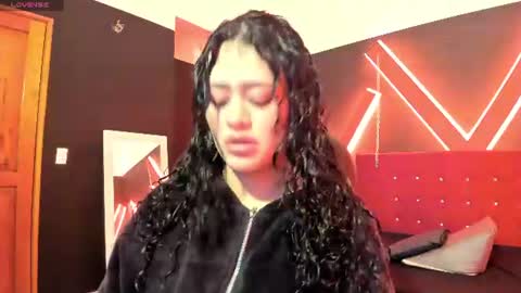 zoe  online show from 8, 7, 2026