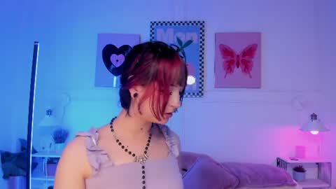 Zoe Lynch online show from 28, 7, 2026