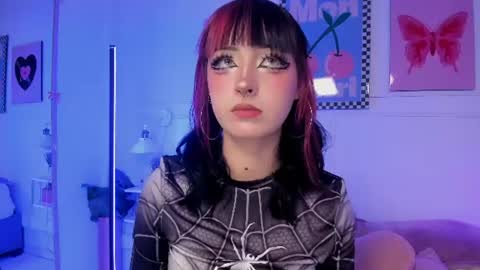 Zoe Lynch online show from 29, 7, 2026