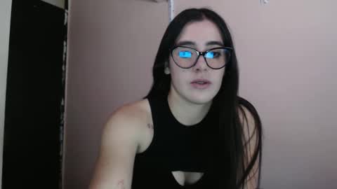 Snapshot of zoe_mill33r chatting on 24, 9, 2025 Zoe online show from 24, 9, 2025