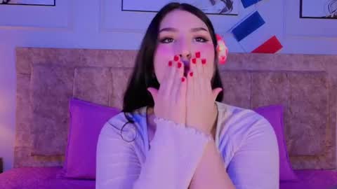 zoe_moon__ online show from 4, 7, 2026