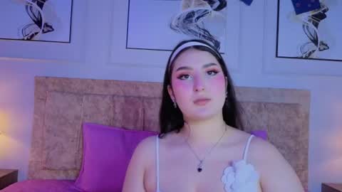zoe_moon__ online show from 8, 7, 2026