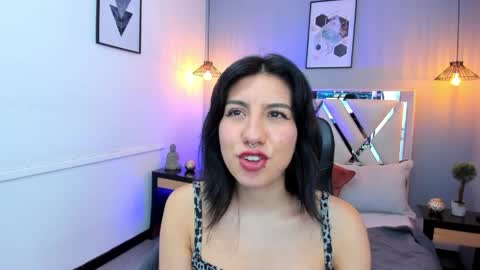zoe_moreau online show from 12, 5, 2026