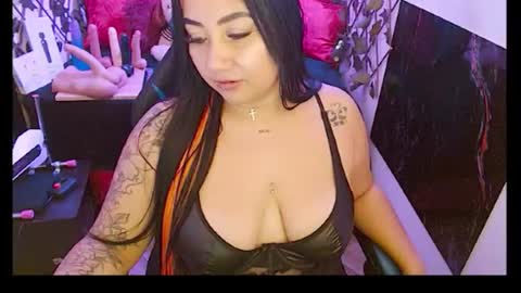 zoe_naughty22 online show from 21, 4, 2026