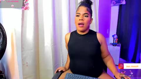 zoe_rosee4 online show from 11, 7, 2026