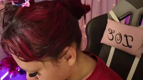 zoe_sullivan_ online show from 28, 6, 2026