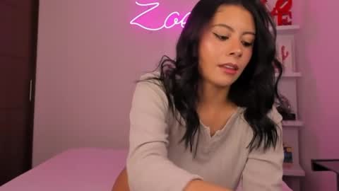 zoecams online show from 7, 5, 2026