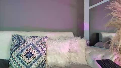 ZOE online show from 8, 7, 2026