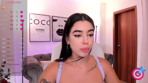 Snapshot of zoee_jackson chatting on 22, 2, 2025 zoee jackson online show from 22, 2, 2025