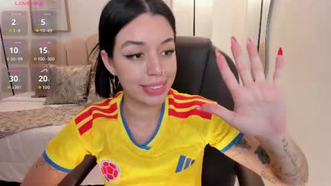 Snapshot of zoee_jackson chatting on 7, 7, 2026 zoee jackson online show from 7, 7, 2026