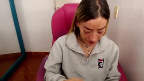 zoe online show from 24, 7, 2026