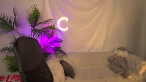 ZOE online show from 12, 4, 2026