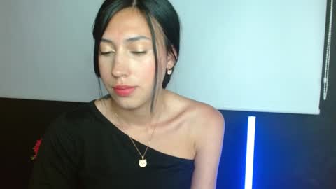 Snapshot of zoegp chatting on 14, 12, 2024 Laura online show from 14, 12, 2024