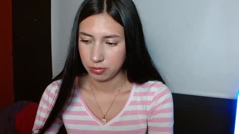 Snapshot of zoegp chatting on 22, 12, 2024 Laura online show from 22, 12, 2024