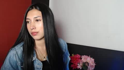 Snapshot of zoegp chatting on 8, 1, 2025 Laura online show from 8, 1, 2025