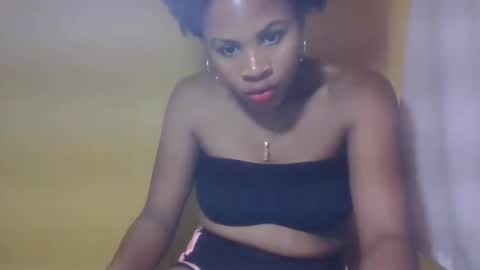 Snapshot of zoelinem chatting on 20, 3, 2026 zoelinem online show from 20, 3, 2026