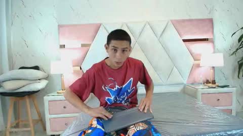 Snapshot of zoelucas chatting on 13, 10, 2025 zoelucas online show from 13, 10, 2025