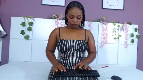 zoemalik online show from 11, 3, 2025