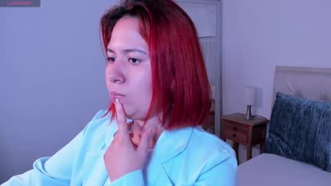 Snapshot of zoes_mile chatting on 19, 2, 2025 Zoes online show from 19, 2, 2025