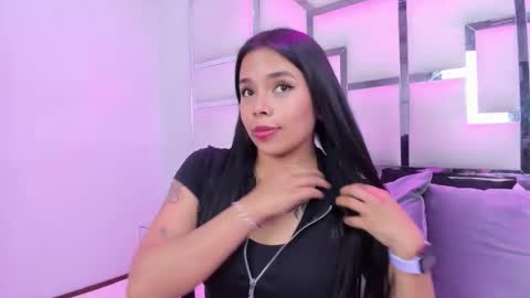 ZoeSwam online show from 5, 2, 2026