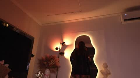 zoevidal_ online show from 26, 7, 2026