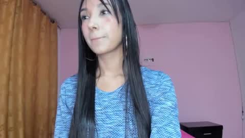 Snapshot of zoey_babyqueen19 chatting on 30, 3, 2026 Zoey online show from 30, 3, 2026