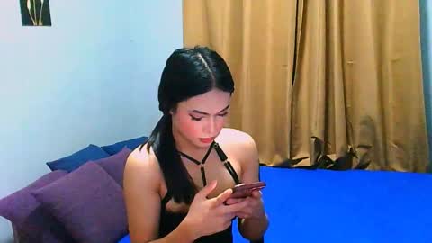 Snapshot of zoey_pleasure chatting on 15, 10, 2025 zoey online show from 15, 10, 2025