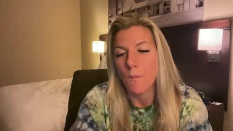 Snapshot of zoeydanner chatting on 15, 1, 2026 Zoeydanner online show from 15, 1, 2026