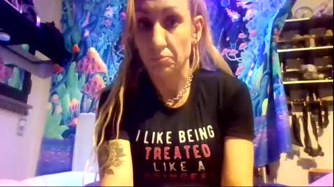 Zoey Portland online show from 9, 10, 2025