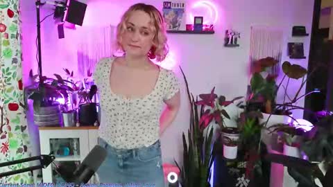 Zoey Ryan online show from 9, 1, 2026