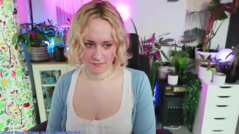 Zoey Ryan online show from 20, 2, 2026