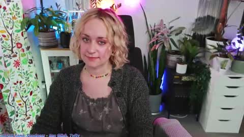 Zoey Ryan online show from 23, 2, 2026