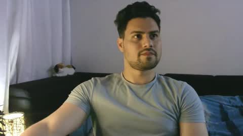 Snapshot of zohan_haidar chatting on 20, 2, 2025 ZohanMohamed online show from 20, 2, 2025