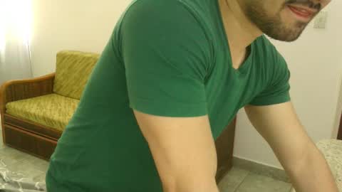 Snapshot of zohan_haidar chatting on 18, 10, 2025 ZohanMohamed online show from 18, 10, 2025