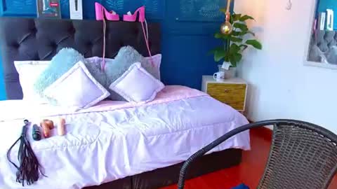 Snapshot of zohet_kriss chatting on 27, 6, 2026 CALL ME Z O H E T online show from 27, 6, 2026
