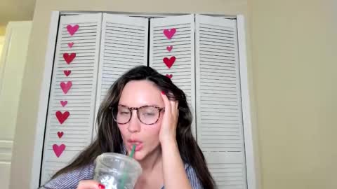 Snapshot of zoiebutterfly chatting on 7, 2, 2026 Zoie online show from 7, 2, 2026