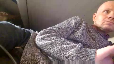 Snapshot of zolexthomas chatting on 19, 2, 2025 zolexthomas online show from 19, 2, 2025