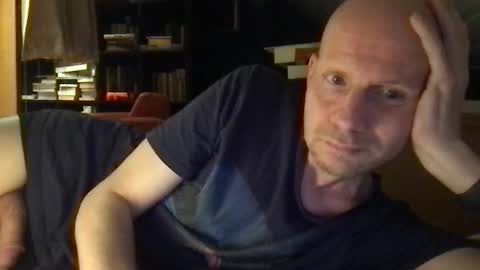 Snapshot of zolexthomas chatting on 9, 9, 2025 zolexthomas online show from 9, 9, 2025