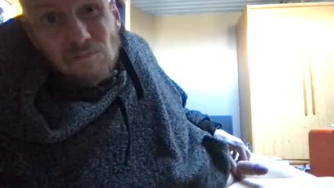 Snapshot of zolexthomas chatting on 2, 11, 2025 zolexthomas online show from 2, 11, 2025